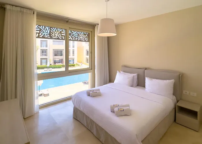 Soothing & Stilly 2bdr Mangroovy Pool & Access Appartement