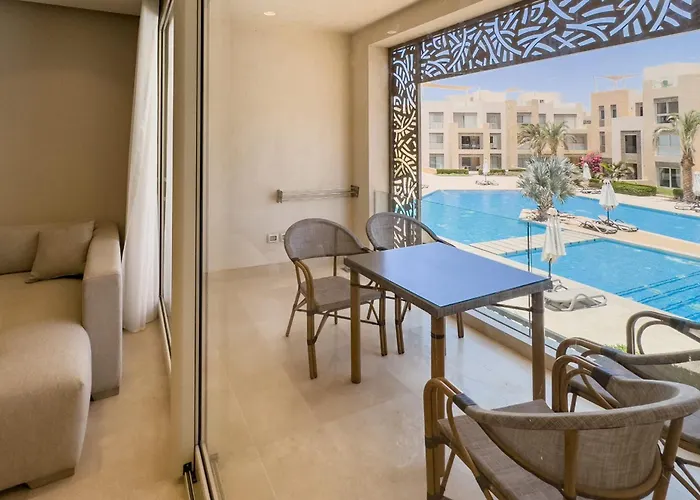 Soothing & Stilly 2bdr Mangroovy Pool & Access Daire *